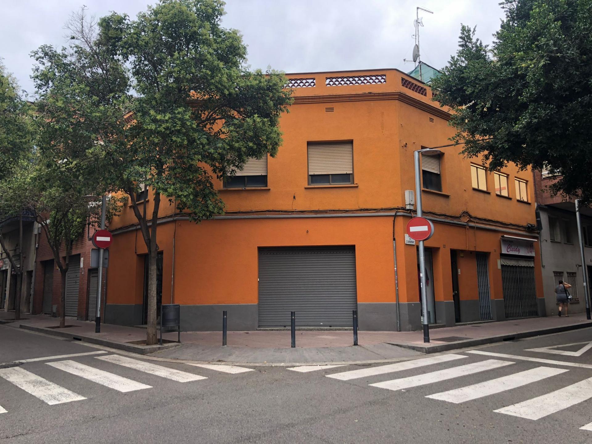 Pegajoso barrera Rama Suelo urbano Barcelona Sant Andreu / El Bon Pastor Venta - DuplexPisos