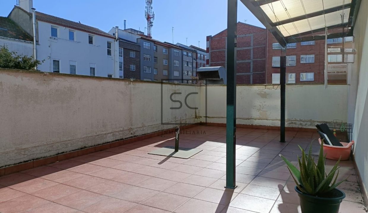Apartamento con terraza en Ferrol_1