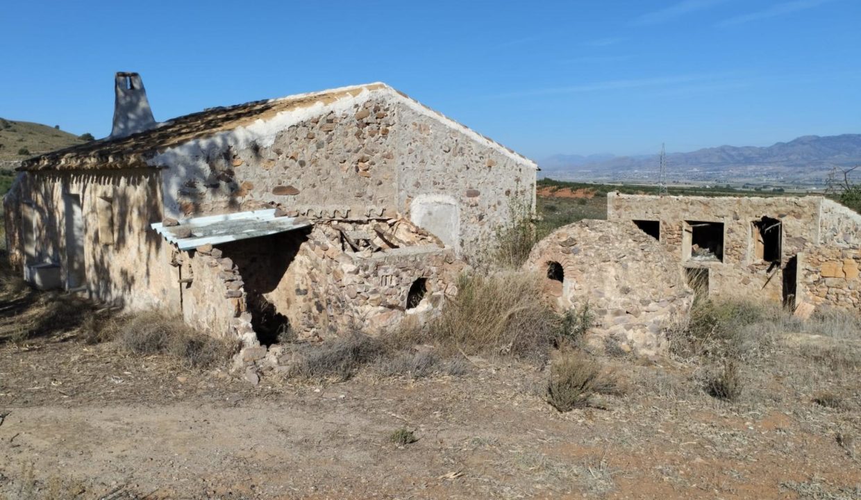 Finca  con regadio con Casa en Ruinas - Raiguero Alto