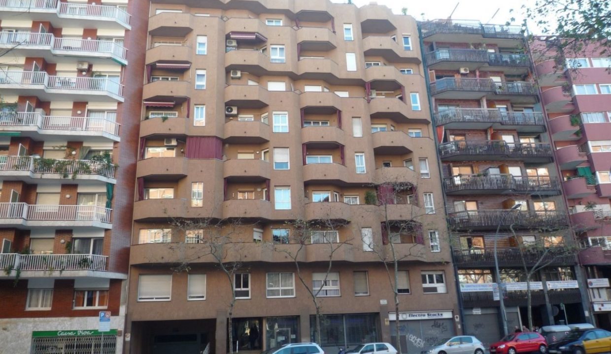 PLAZA DE PARKING EN AVDA MADRID
