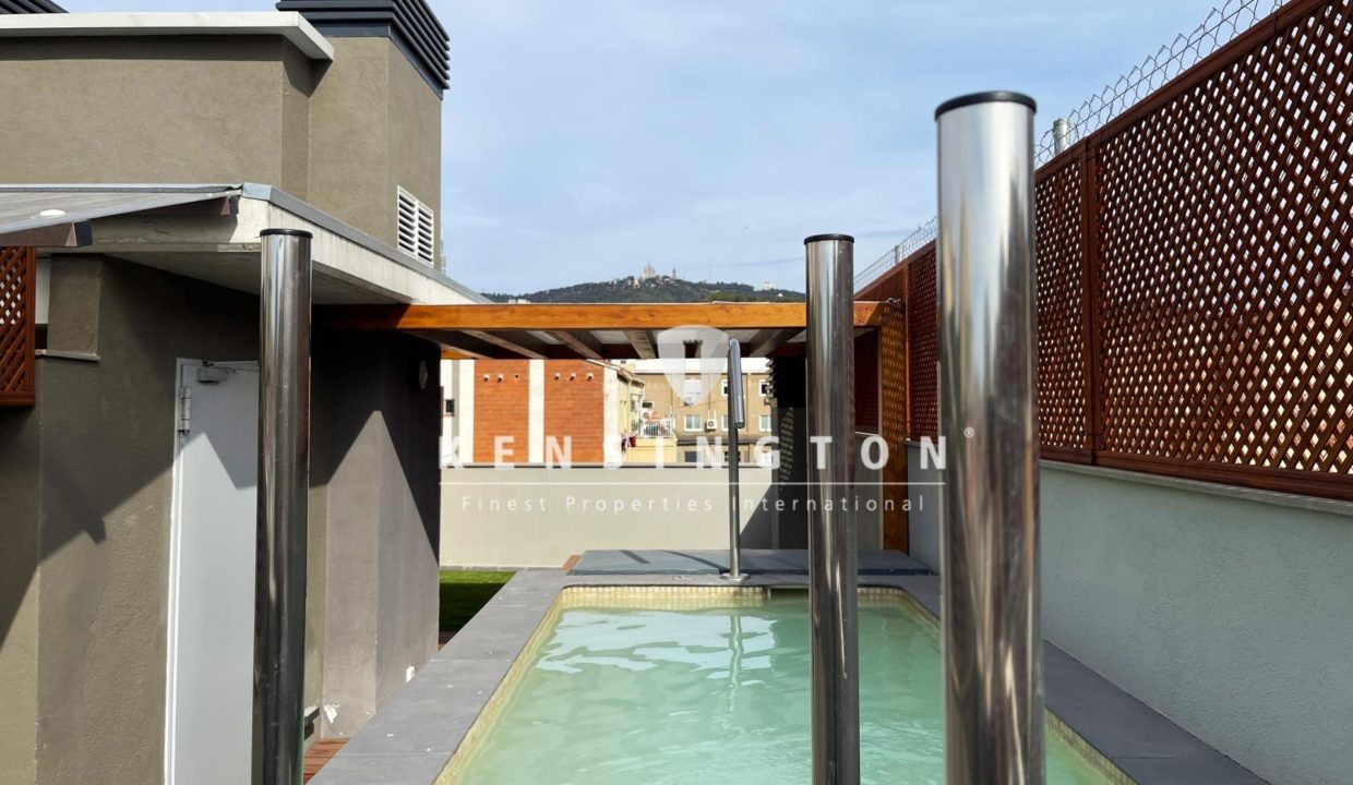 Ático en Barcelona con piscina y solarium privados_3