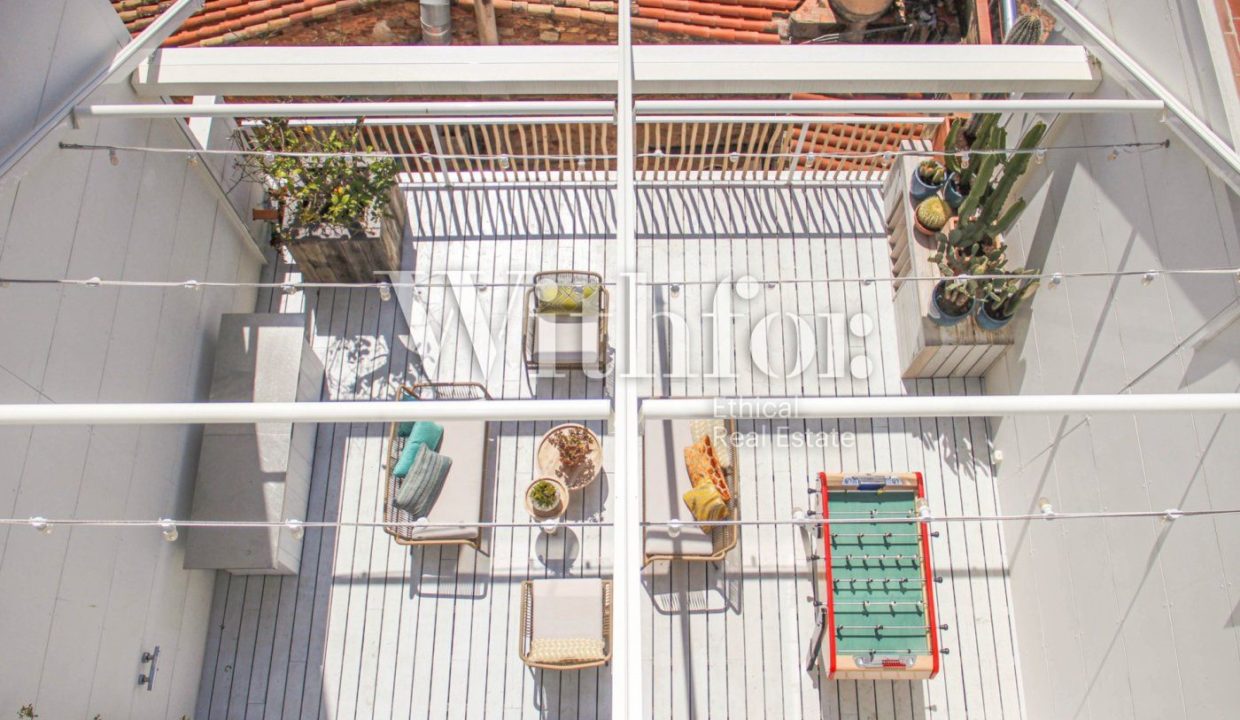 Exclusiva casa de diseño con piscina y vistas panorámicas de Barcelona_4