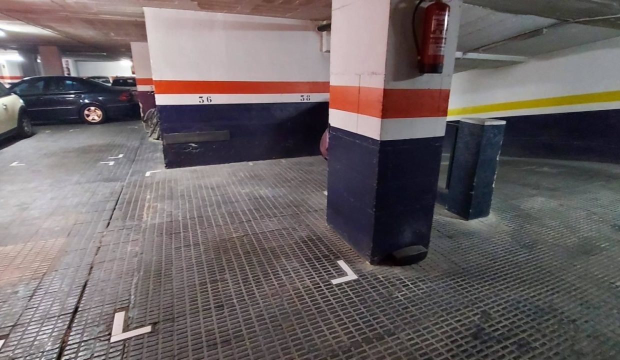 Plaza de aparcamiento_1