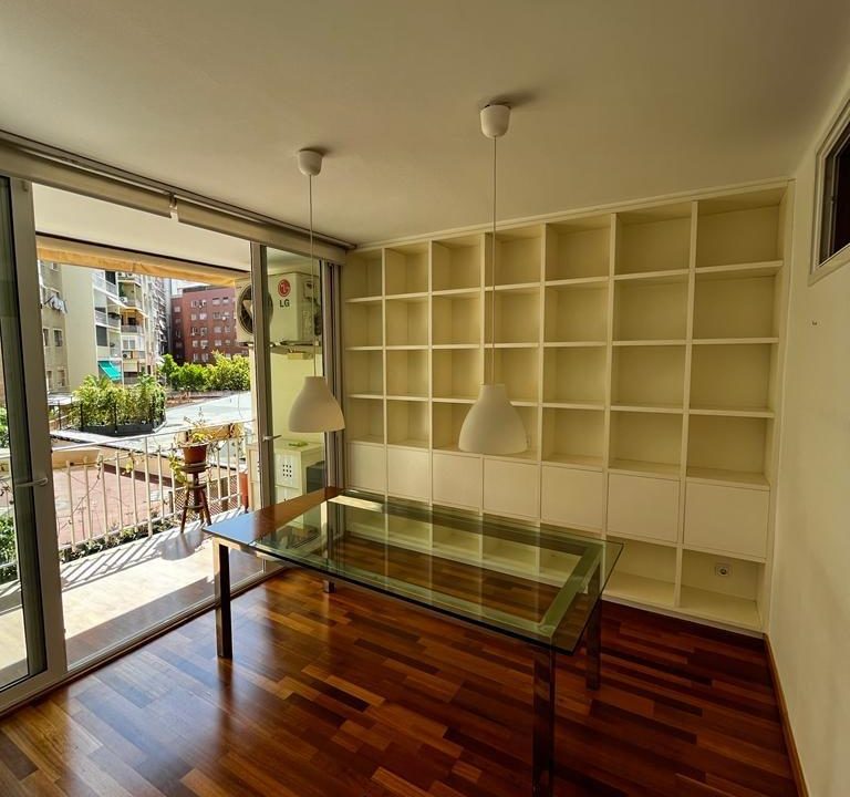 Precioso piso situado en el barrio de Sarria de Barcelona !_3