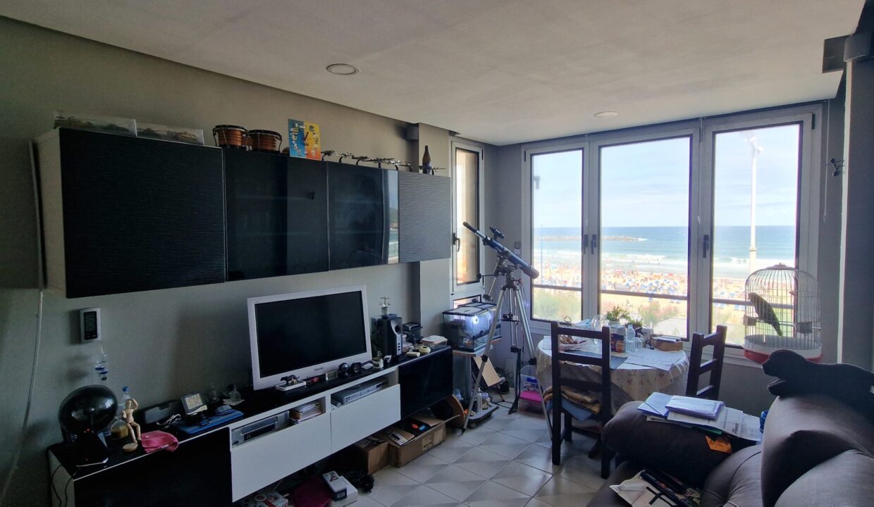 20230709_125520-scaled