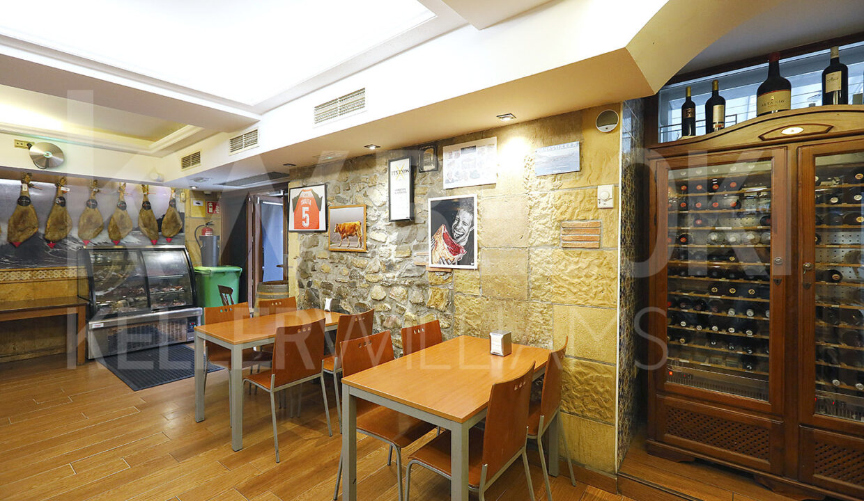 Roberto-Beloki-DN1704-11-M