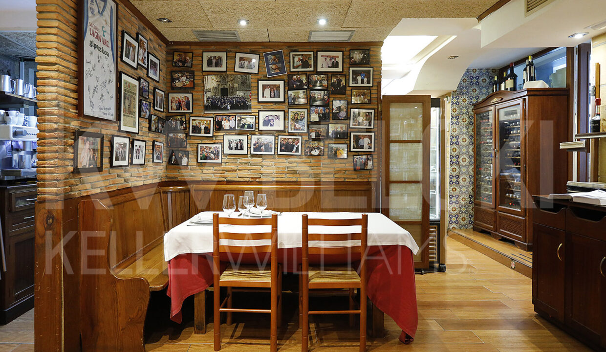 Roberto-Beloki-DN1704-21-M