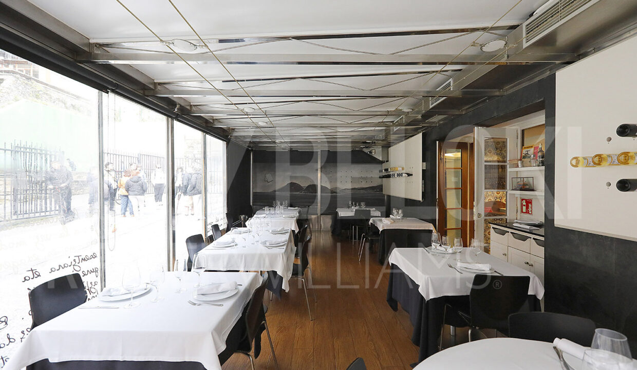 Roberto-Beloki-DN1704-25-M