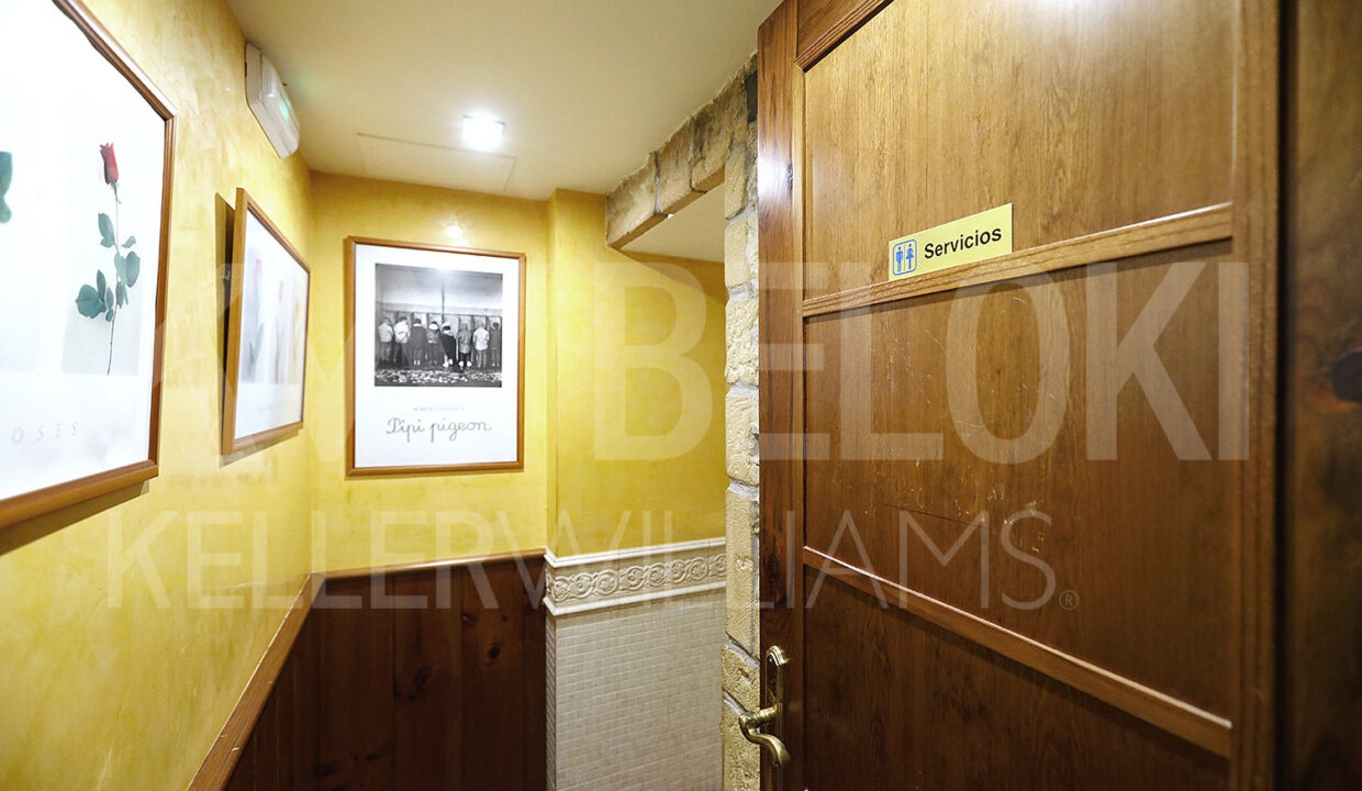 Roberto-Beloki-DN1704-29-M