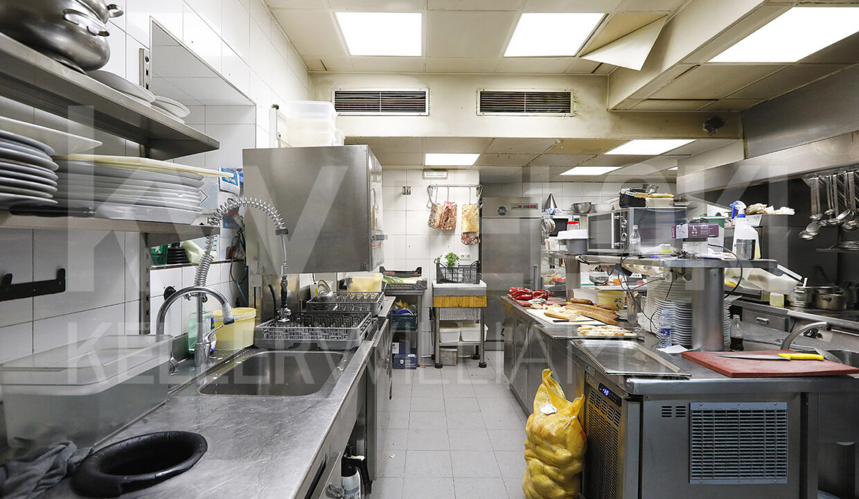 Roberto-Beloki-DN1704-34-M