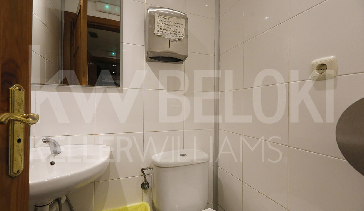 Roberto-Beloki-DN1704-49-M