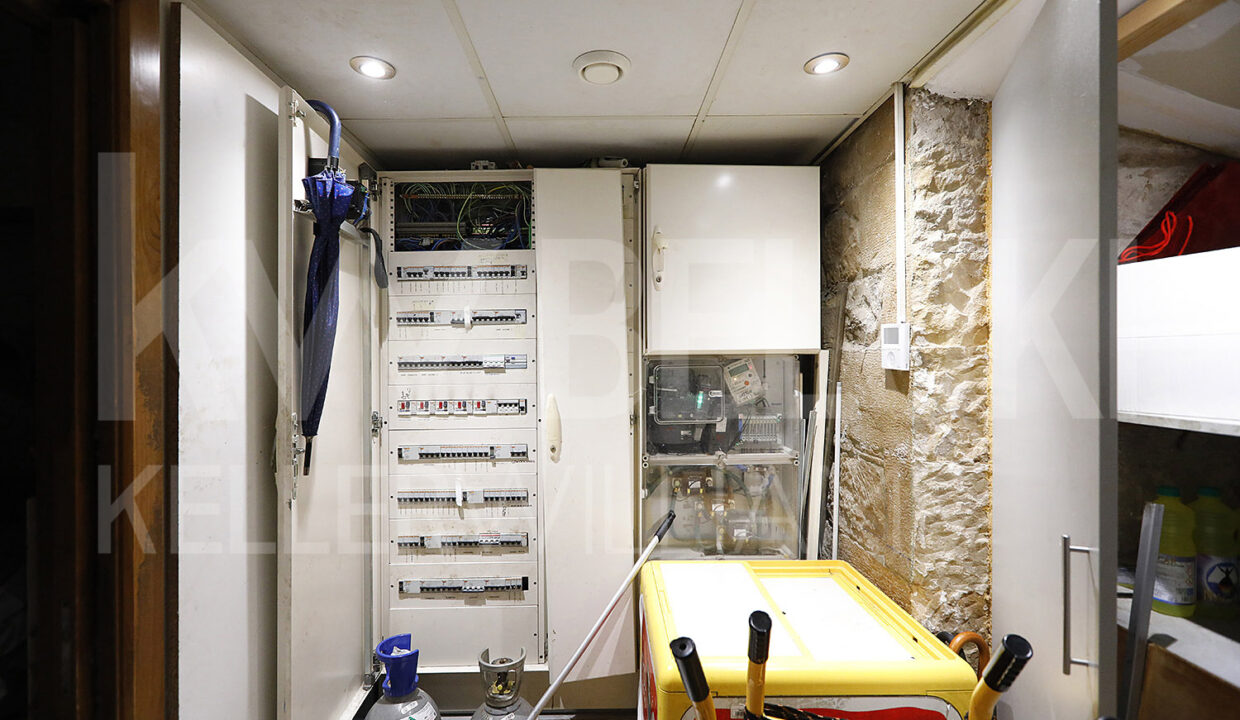 Roberto-Beloki-DN1704-50-M