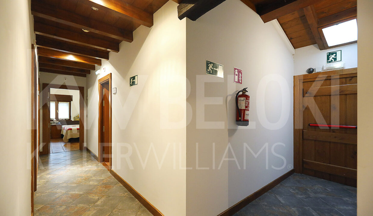 Roberto-Beloki-DN1705-36-M