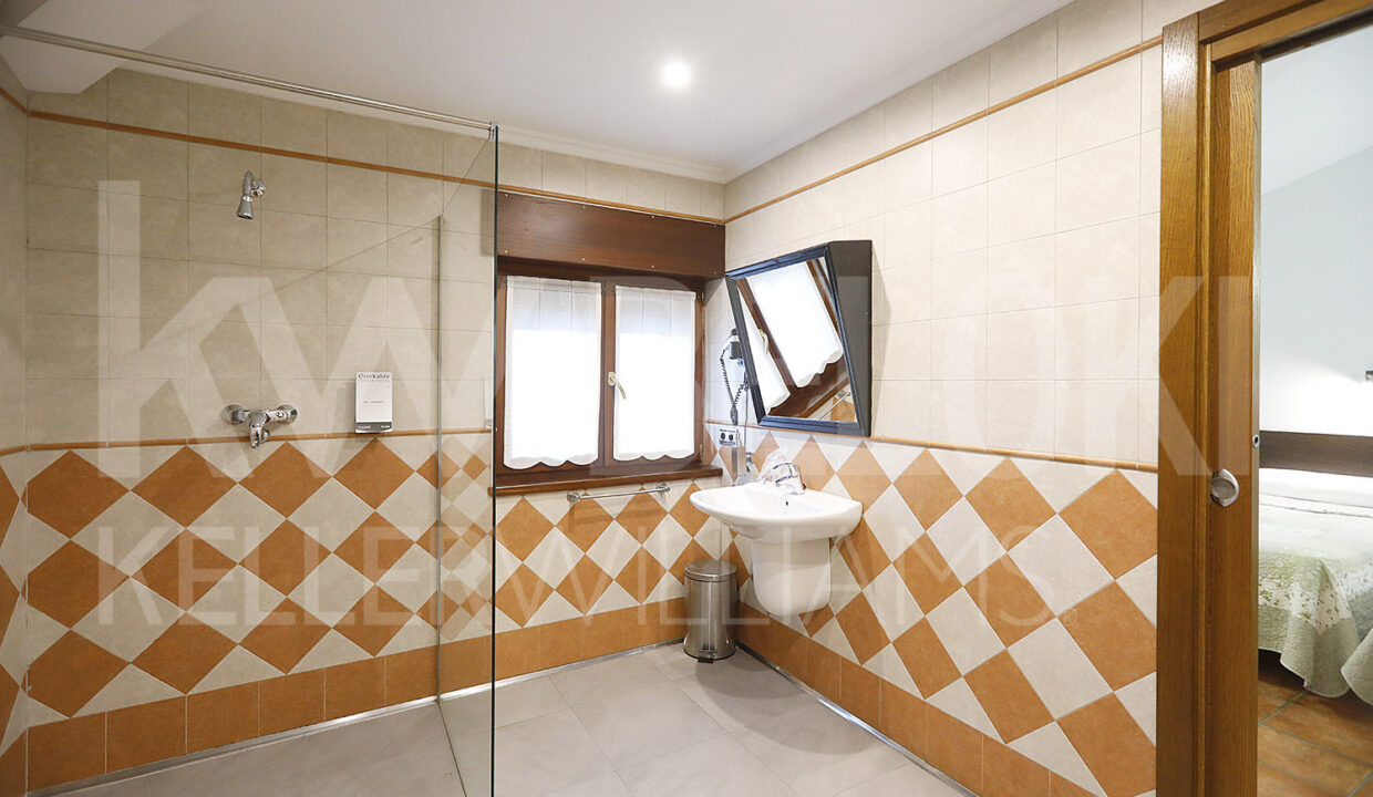 Roberto-Beloki-DN1705-47-M