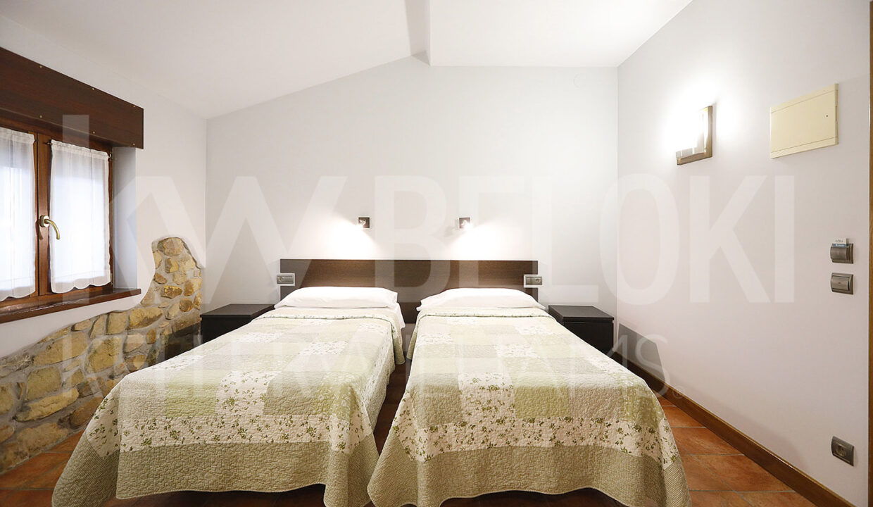 Roberto-Beloki-DN1705-49-M