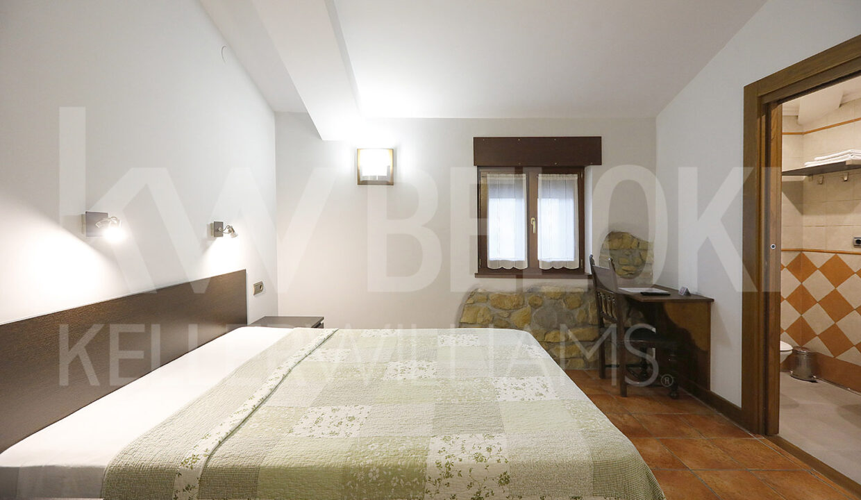 Roberto-Beloki-DN1705-51-M