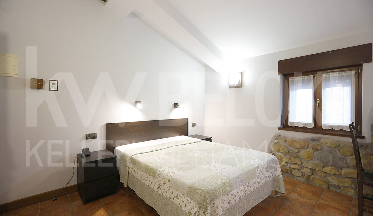 Roberto-Beloki-DN1705-52-M