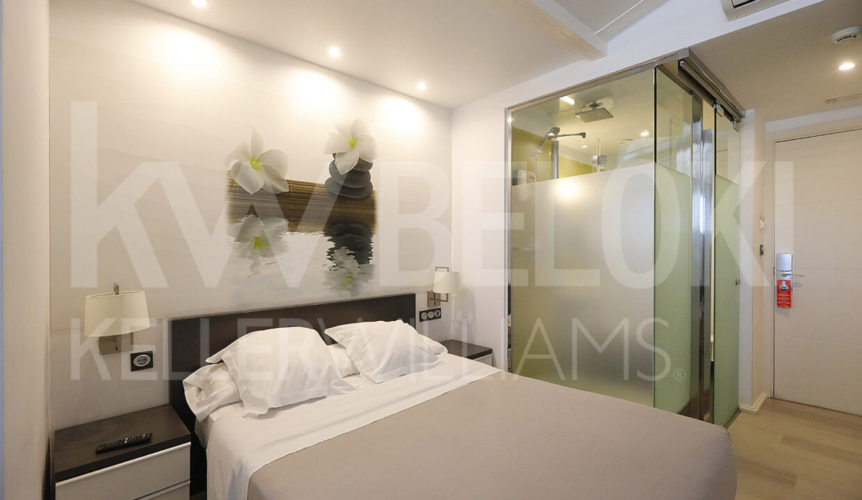 Roberto-Beloki-DN1706-35-M