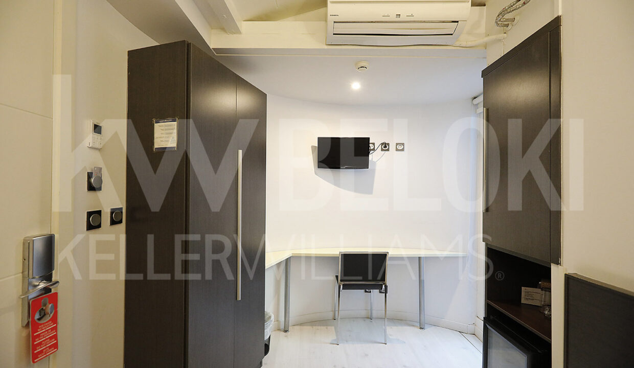 Roberto-Beloki-DN1706-44-M