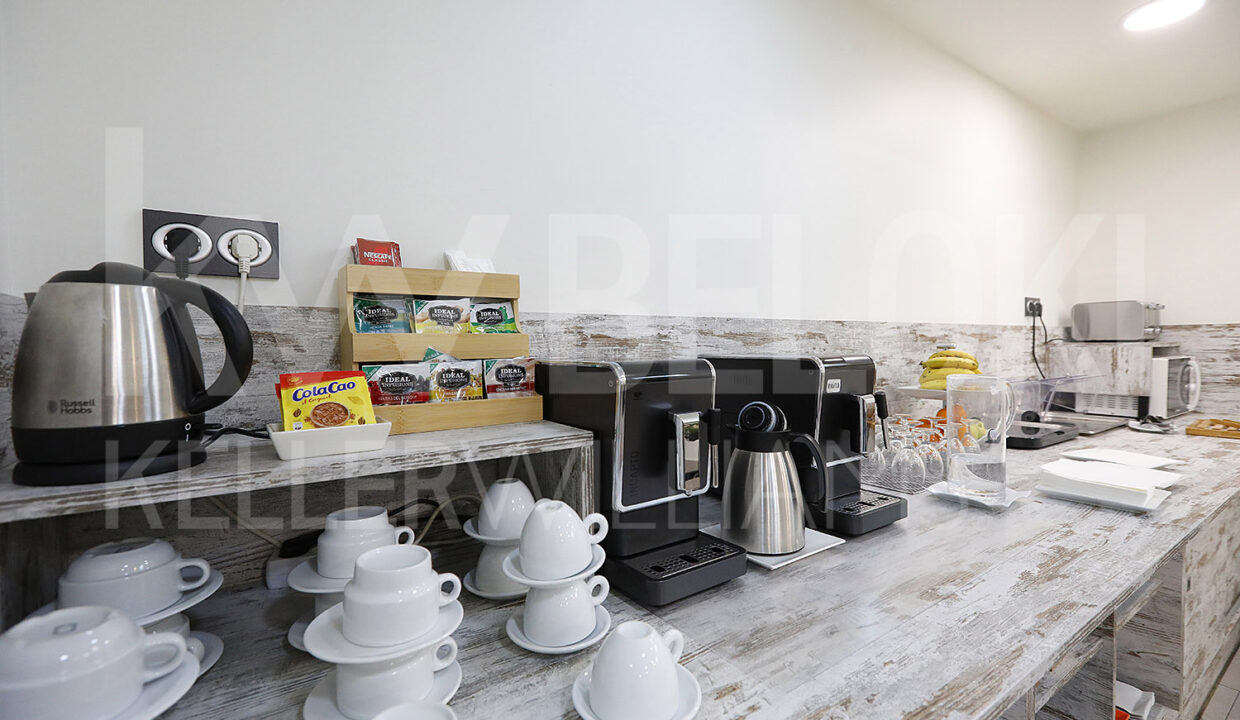 Roberto-Beloki-DN1706-52-M