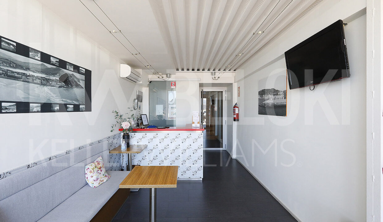 Roberto-Beloki-DN1706-9-M