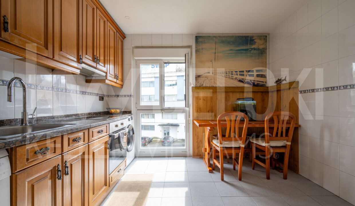 Roberto-Beloki-DP1747-32-scaled