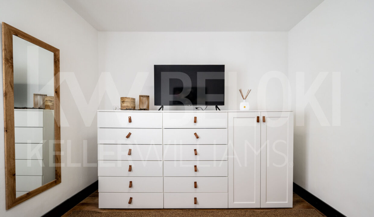 Roberto-Beloki-DP1747-48-scaled