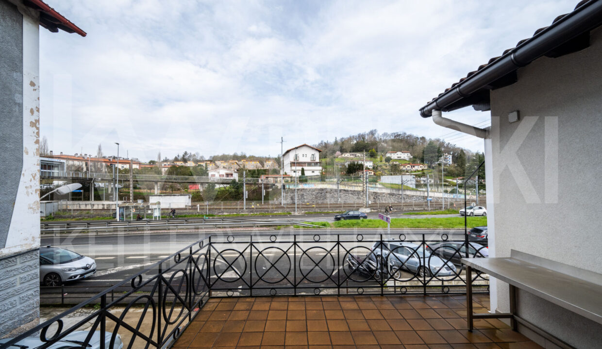 Roberto-Beloki-DP1747-5-scaled