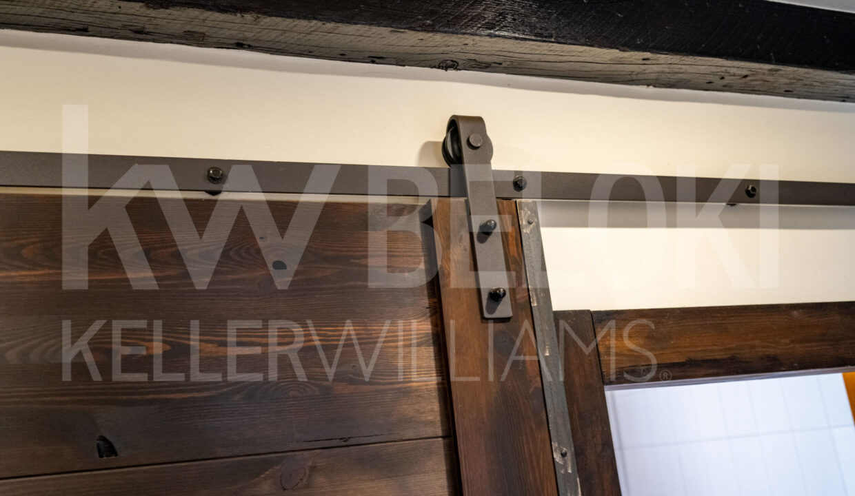 Roberto-Beloki-DP1747-50-scaled