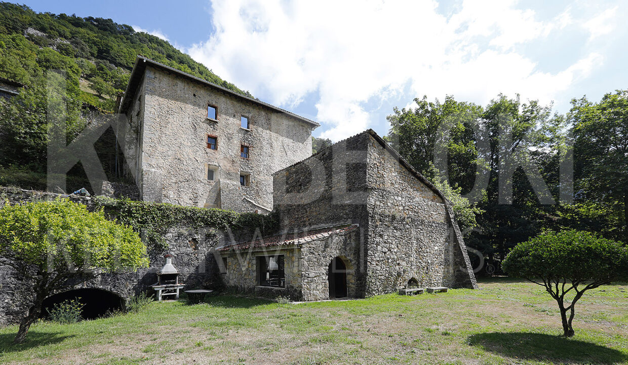 Roberto-Beloki-DS1700-13-M-1