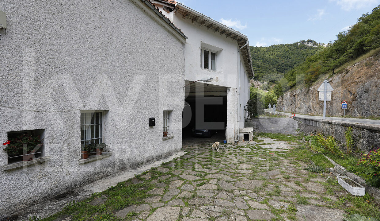 Roberto-Beloki-DS1700-35-M-1