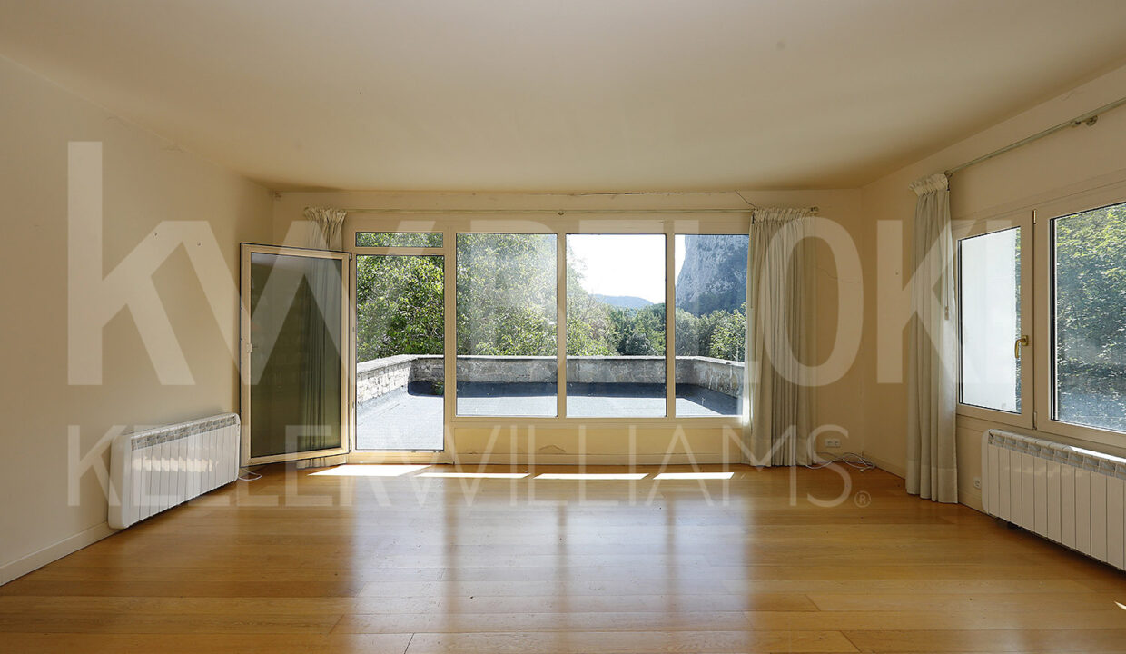 Roberto-Beloki-DS1700-47-M-1