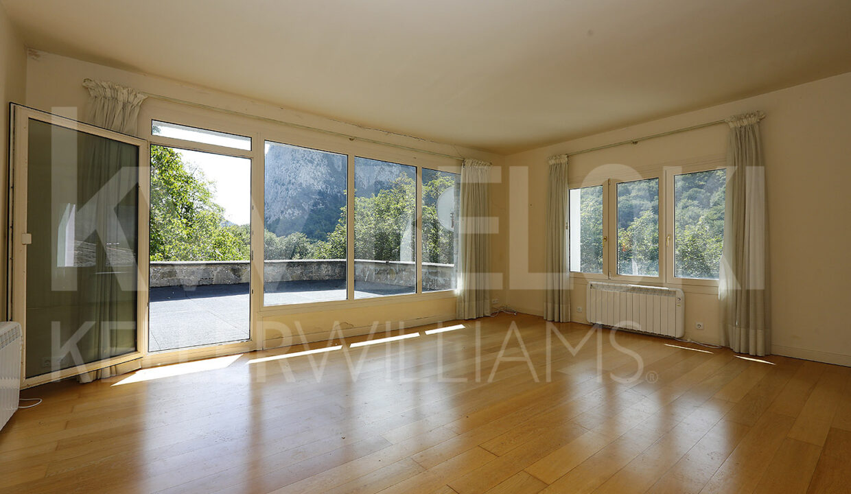 Roberto-Beloki-DS1700-48-M