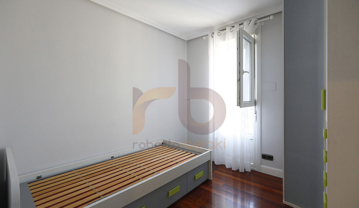 Roberto-Beloki-EP1127-18-M-copia