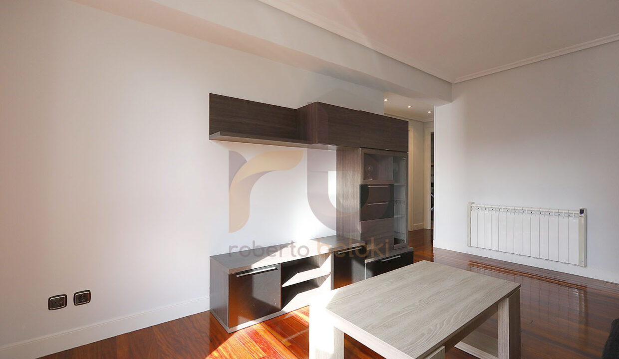 Roberto-Beloki-EP1127-6-M-copia