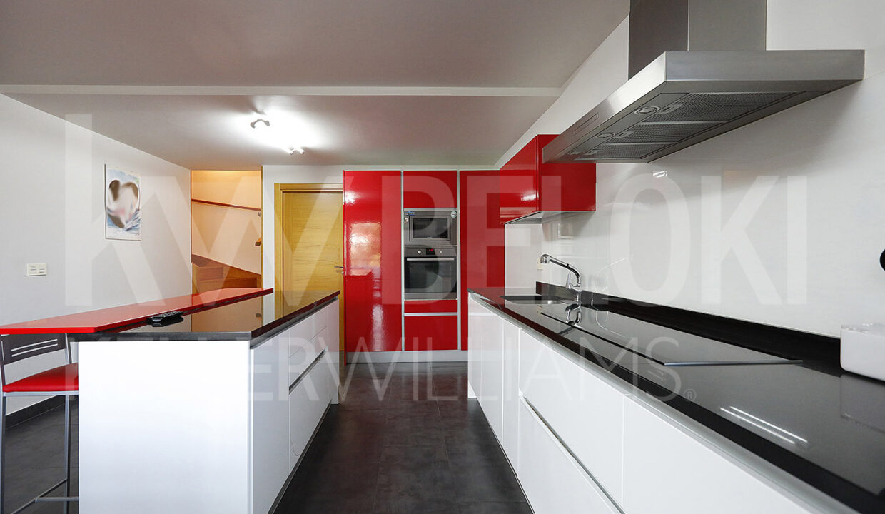 Roberto-Beloki-FC2000-13-M