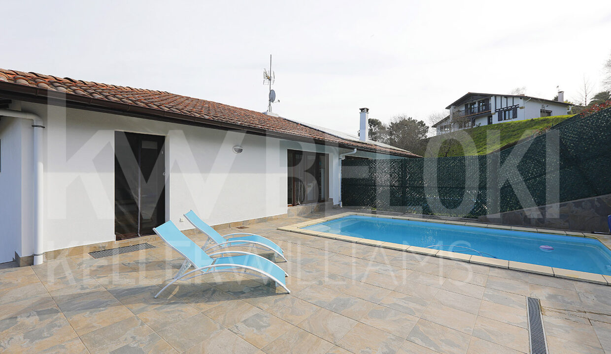 Roberto-Beloki-FC2000-27-M