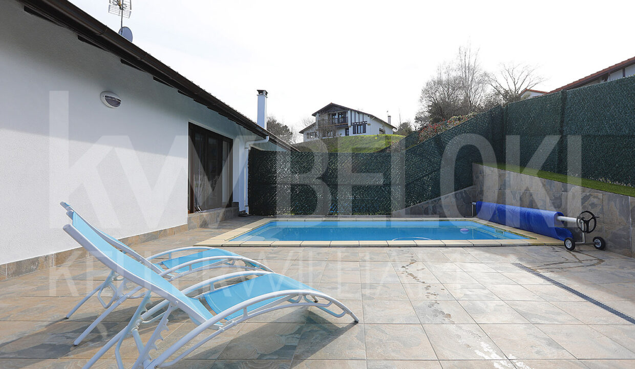 Roberto-Beloki-FC2000-28-M