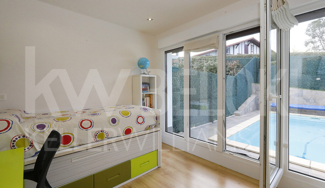 Roberto-Beloki-FC2000-31-M