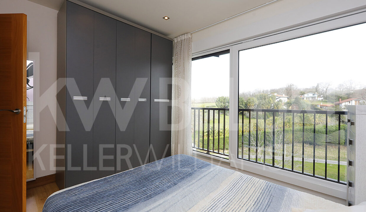 Roberto-Beloki-FC2000-41-M