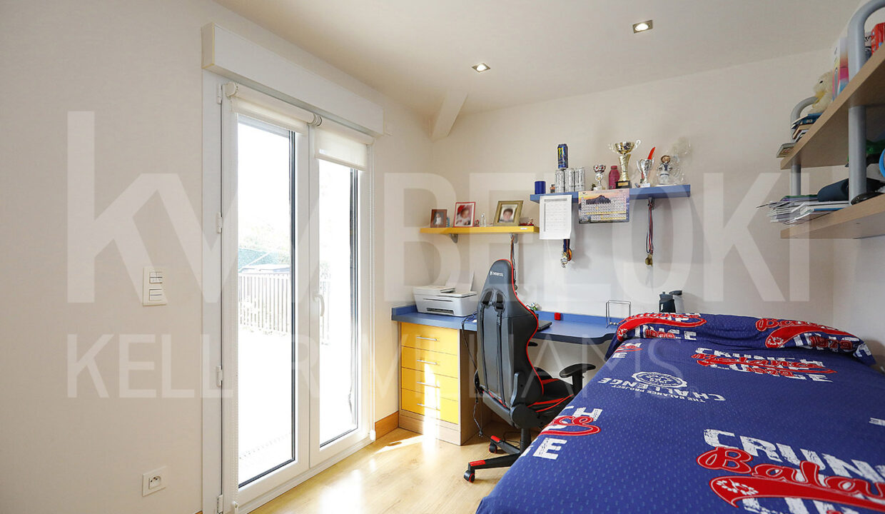 Roberto-Beloki-FC2000-43-M