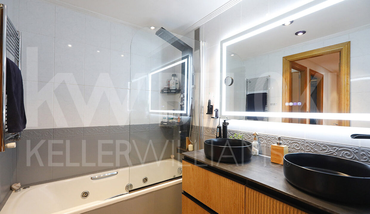 Roberto-Beloki-GP2008-35-M