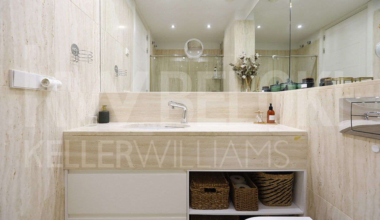 Roberto-Beloki-GP2009-27-M