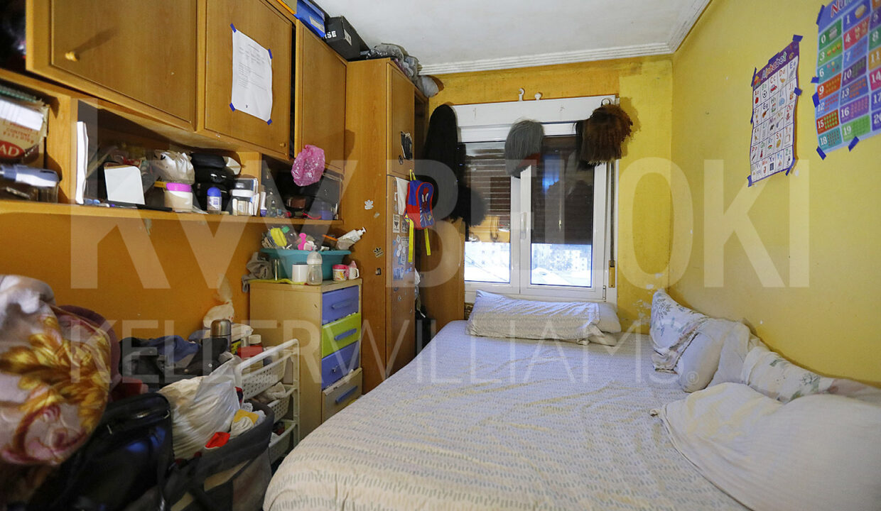 Roberto-Beloki-GP2011-12-M