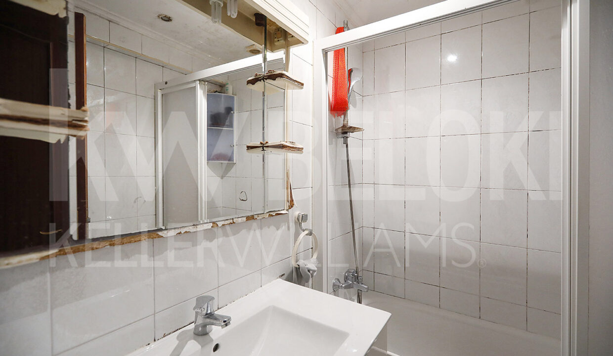 Roberto-Beloki-GP2011-14-M