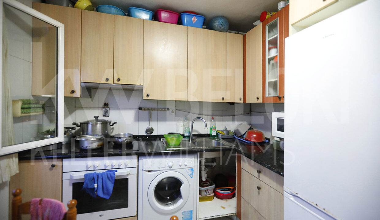 Roberto-Beloki-GP2011-9-M