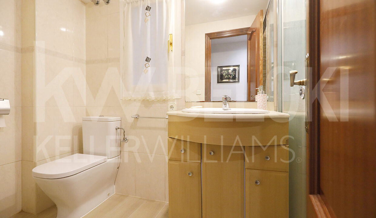 Roberto-Beloki-GP2012-17-M