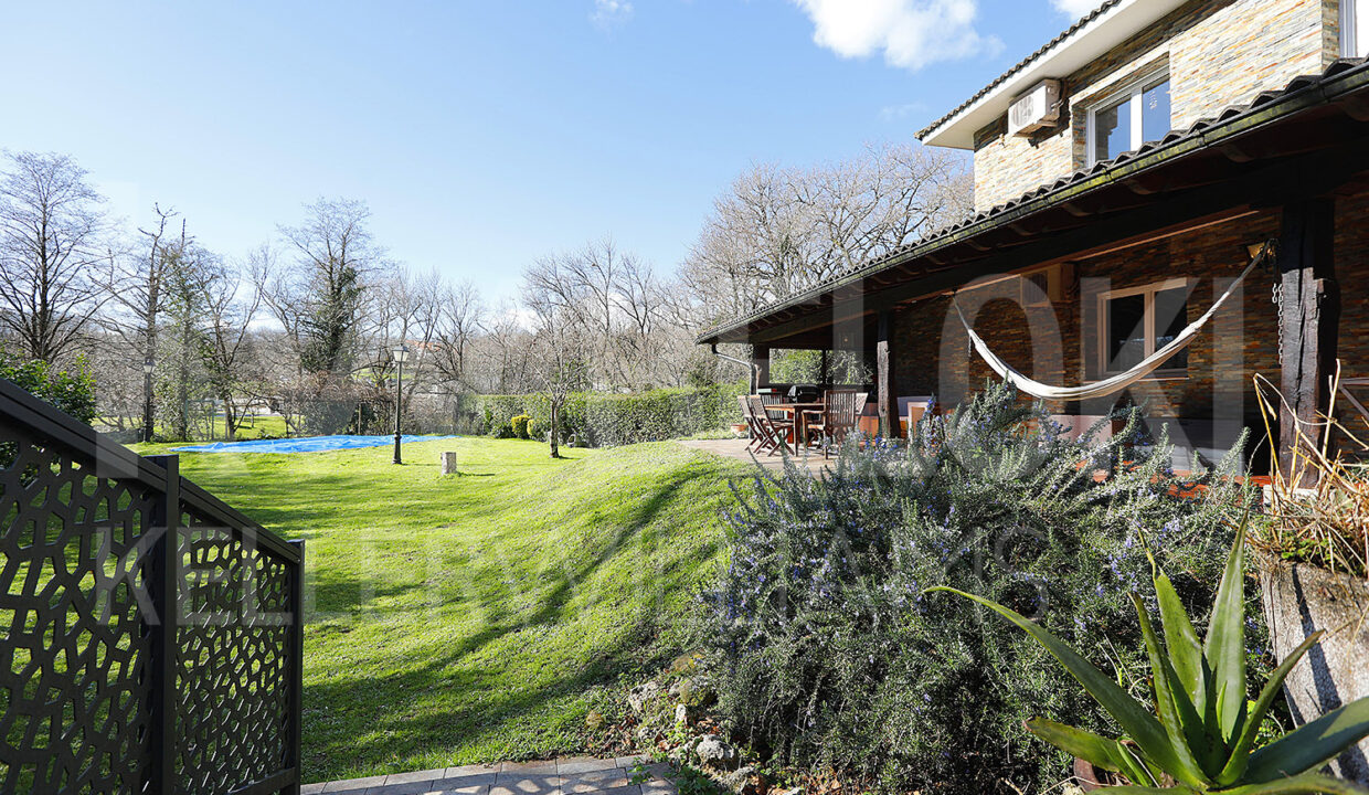 Roberto-Beloki-HC2000-16-M