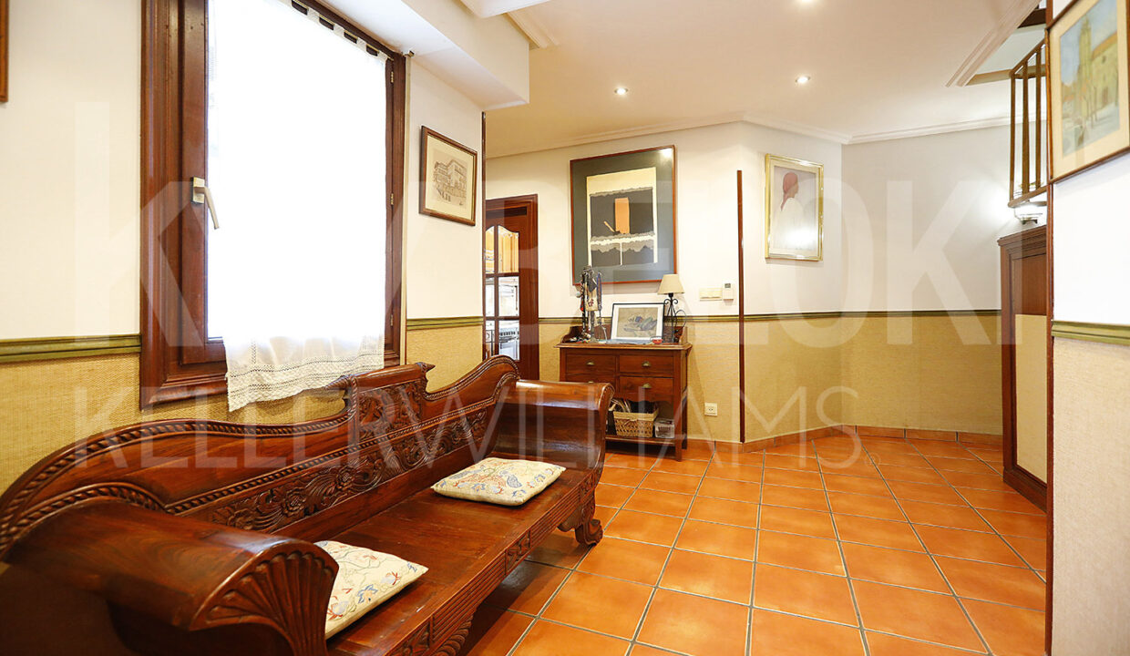 Roberto-Beloki-HC2000-26-M