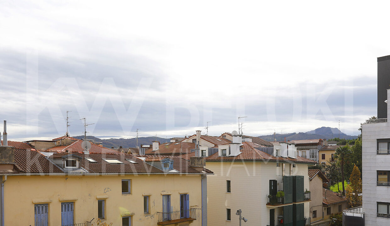 Roberto-Beloki-IP1732-11-M